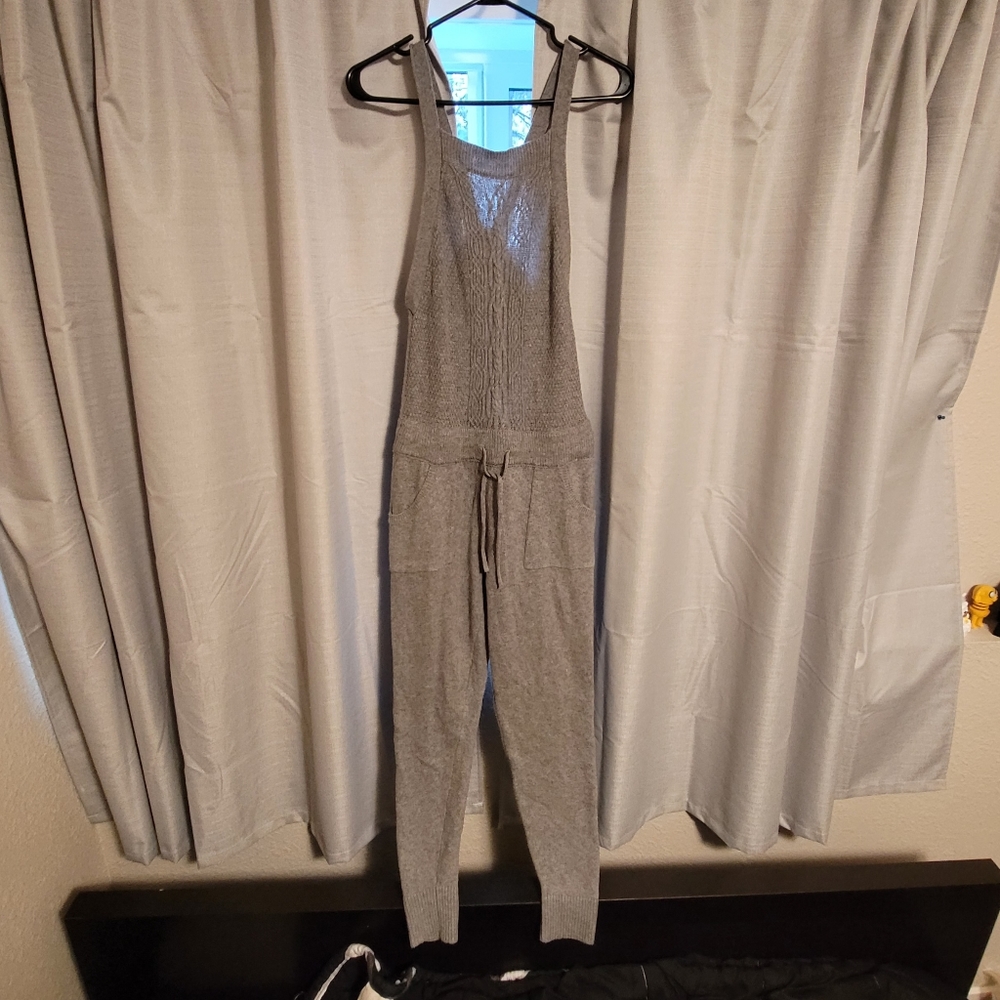 2 pairs coveralls